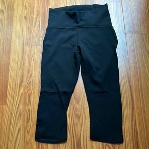Lululemon knee-length leggings